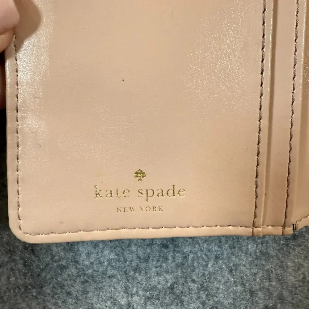Kate Spade Women's Handbag Multicolor Glitter Card Pockets Zipper Bifold Wallet